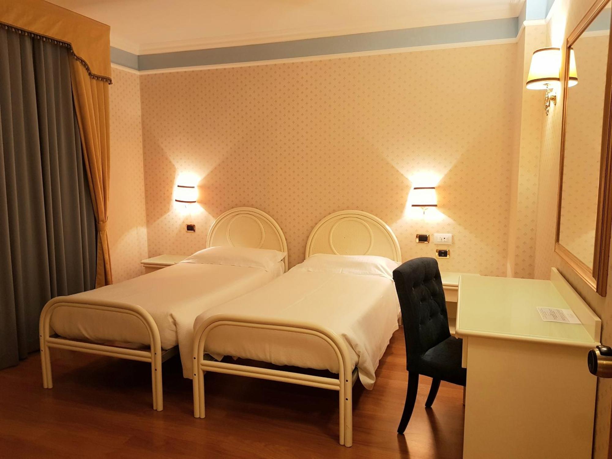 Madrigale Panoramic Lifestyle & Soulful Hotel Costermano Pokoj fotografie