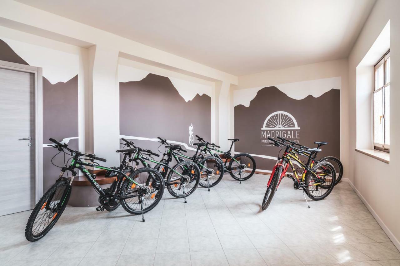 Madrigale Panoramic Lifestyle & Soulful Hotel Costermano Exteriér fotografie